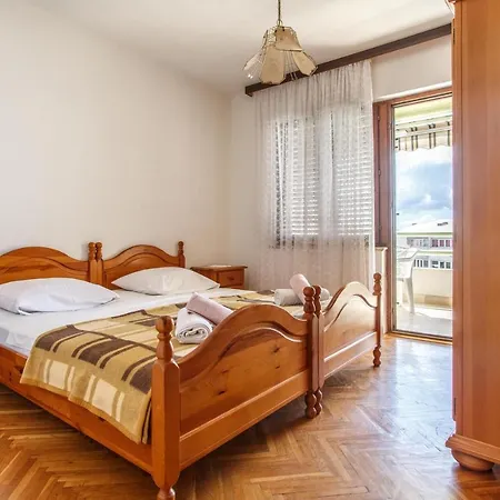 With A Parking Space Nemira, - 15727 Apartament Omiš